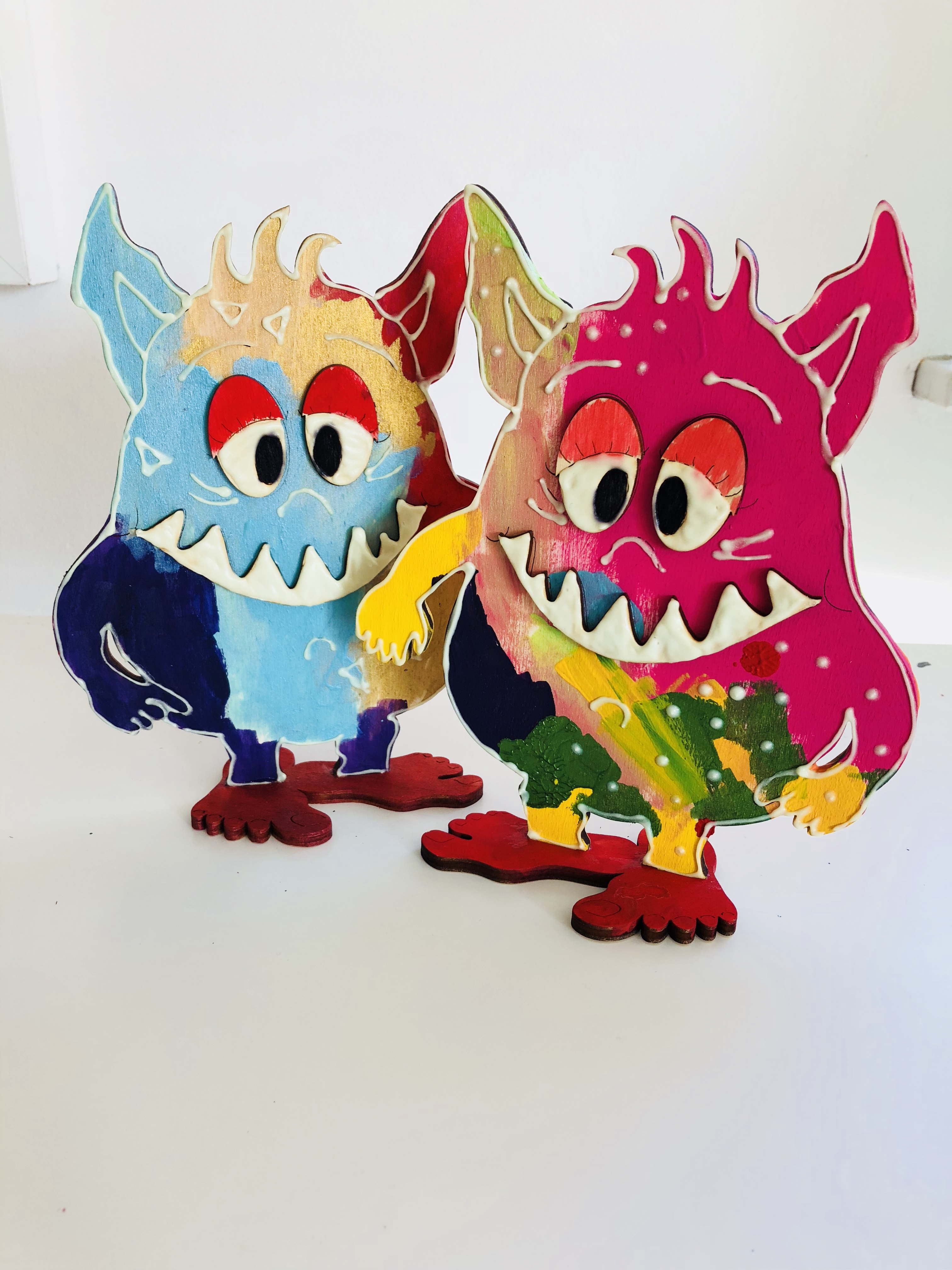 Leuchtmonster basteln zum kindergeburtstag